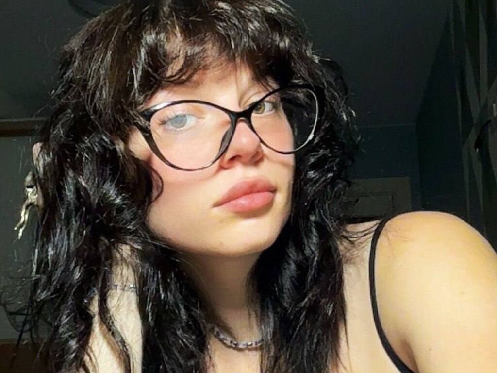 MonicaDani